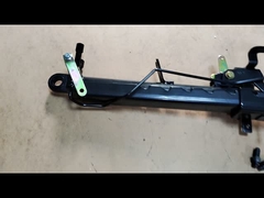 1534571391 ISUZU CXZ Teile CYZ CYH Kabinenheberzylinder